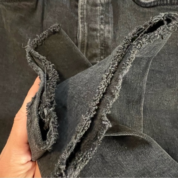 Re/Done 70s High Rise Black Cropped Button Fly Frayed Hem Jeans 24 - Picture 15 of 16
